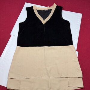 THML Stitch Fix black Velvet sleeveless tunic v neck top tan tiered flowy hem S